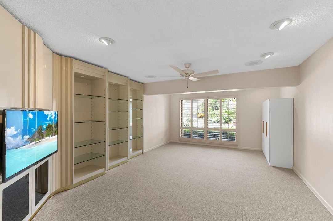 For Sale: $1,745,000 (4 beds, 2 baths, 3063 Square Feet)