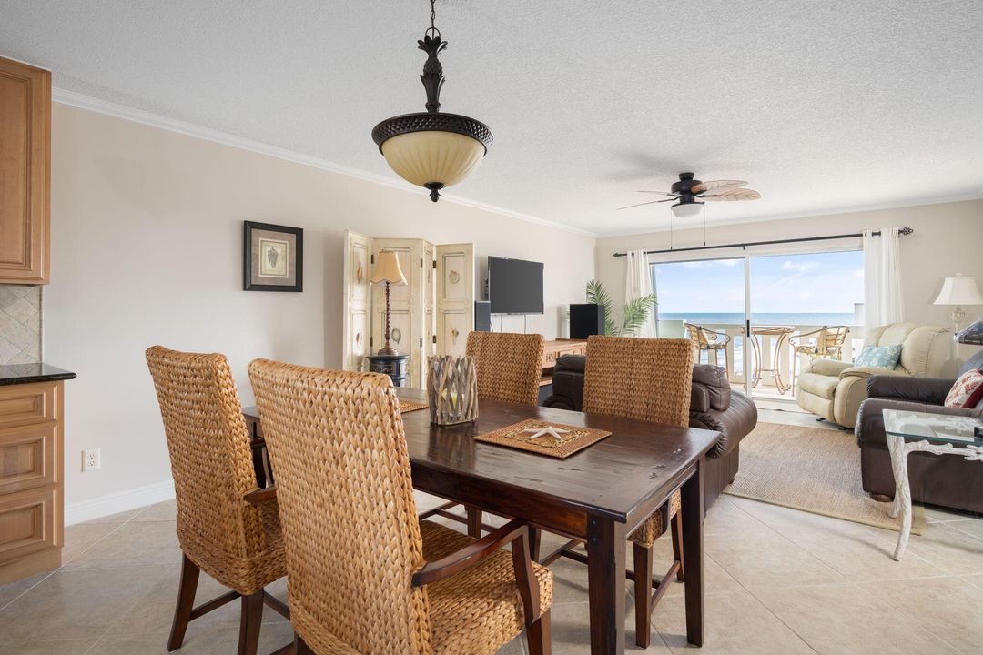 待售: $649,000 (2 贝兹, 2 浴室, 1250 平方英尺)