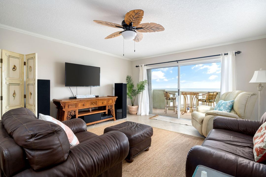 待售: $649,000 (2 贝兹, 2 浴室, 1250 平方英尺)