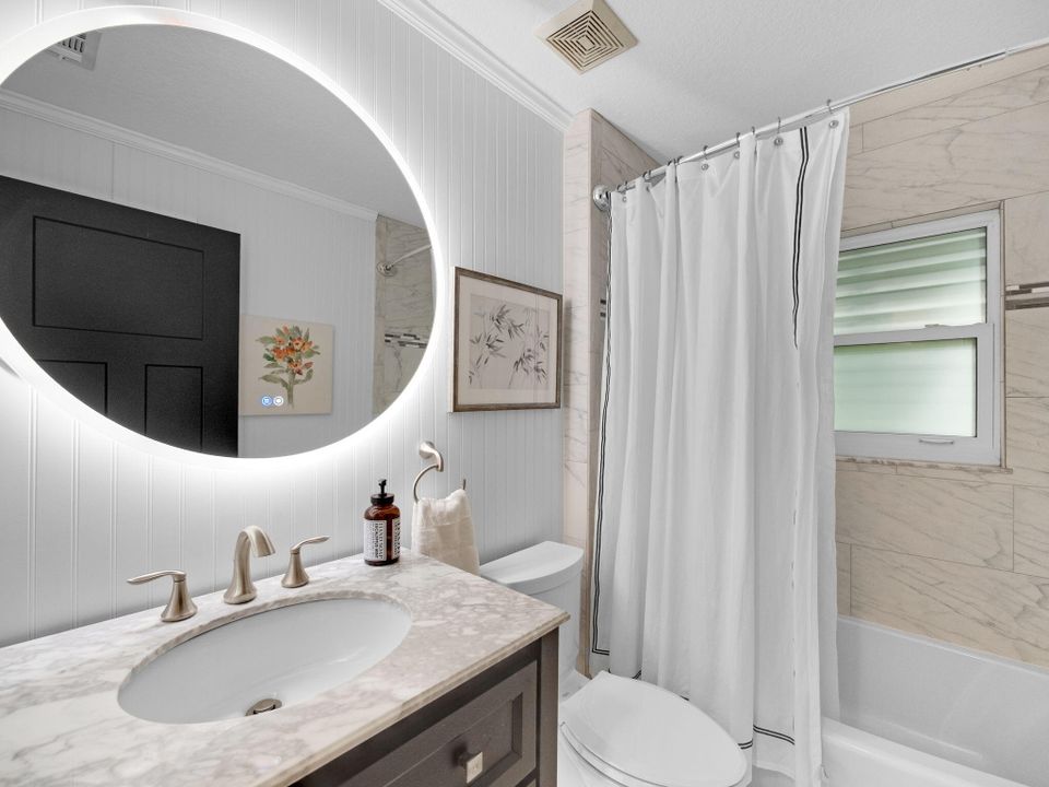 Active With Contract: $925,000 (4 beds, 3 baths, 2623 Square Feet)