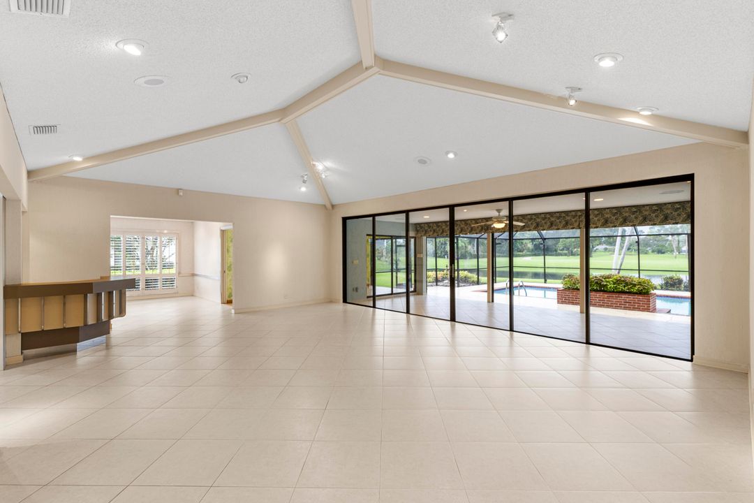 For Sale: $1,745,000 (4 beds, 2 baths, 3063 Square Feet)