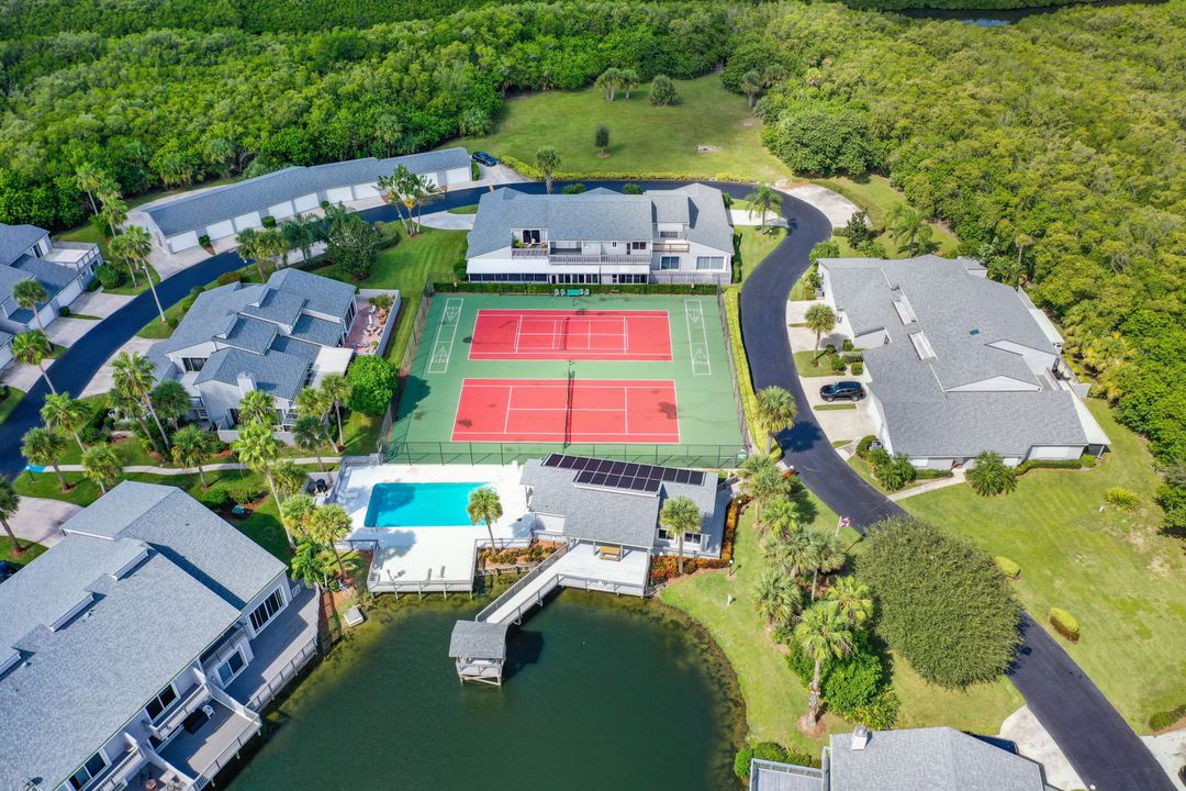 待售: $529,900 (2 贝兹, 2 浴室, 1520 平方英尺)