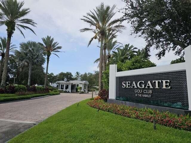 For Sale: $1,745,000 (4 beds, 2 baths, 3063 Square Feet)