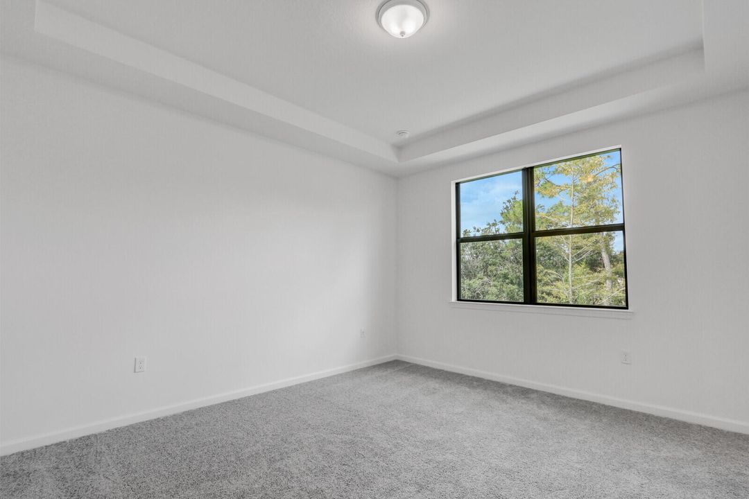 En Renta: $2,700 (3 camas, 2 baños, 1550 Pies cuadrados)