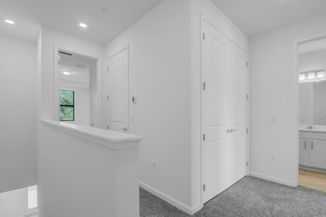 En Renta: $2,700 (3 camas, 2 baños, 1550 Pies cuadrados)