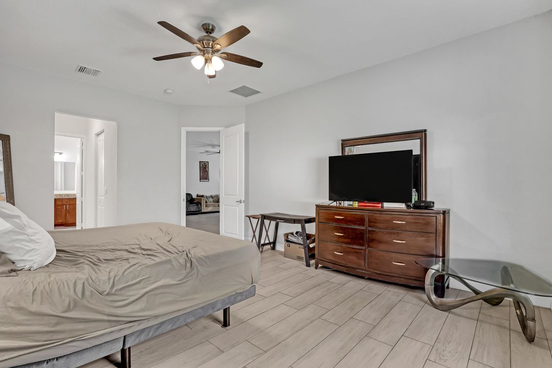 For Sale: $515,000 (3 beds, 2 baths, 2019 Square Feet)