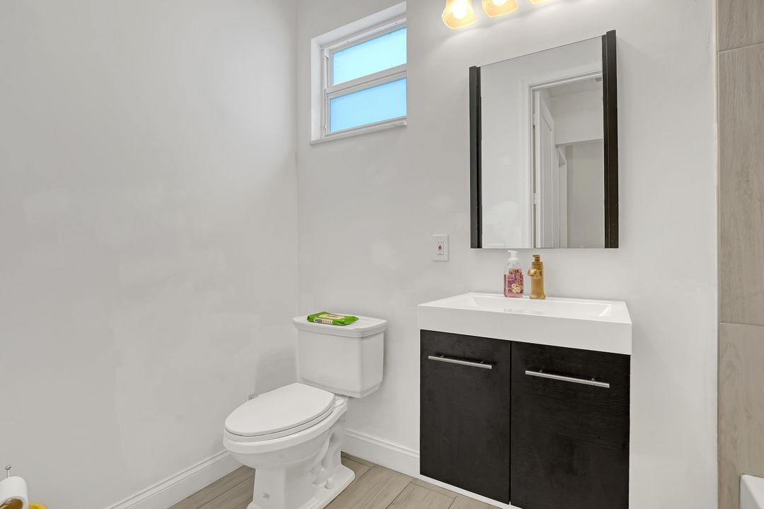 For Sale: $515,000 (3 beds, 2 baths, 2019 Square Feet)