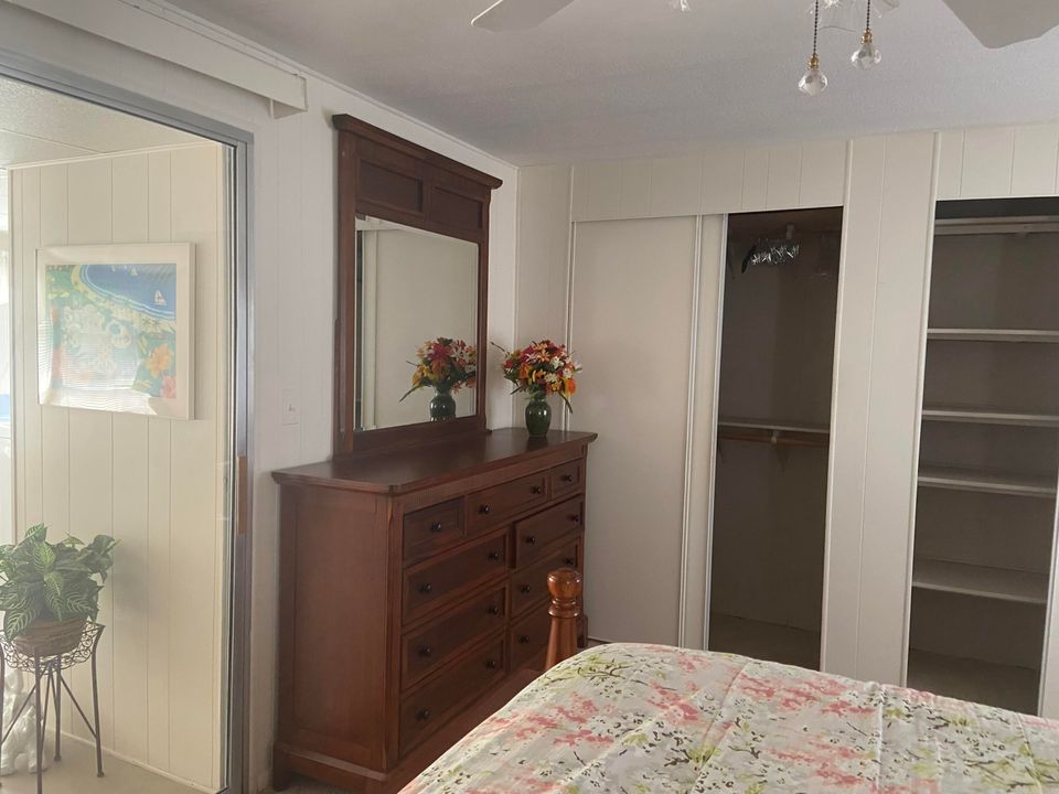 待售: $32,000 (2 贝兹, 2 浴室, 1080 平方英尺)