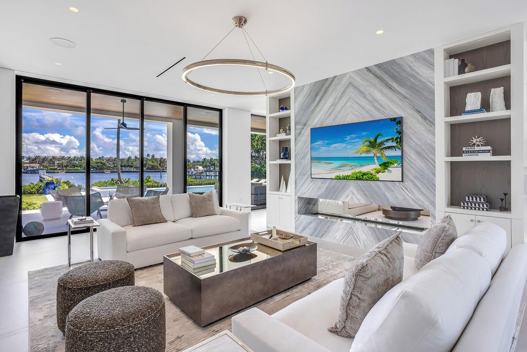 For Sale: $21,000,000 (7 beds, 8 baths, 7631 Square Feet)