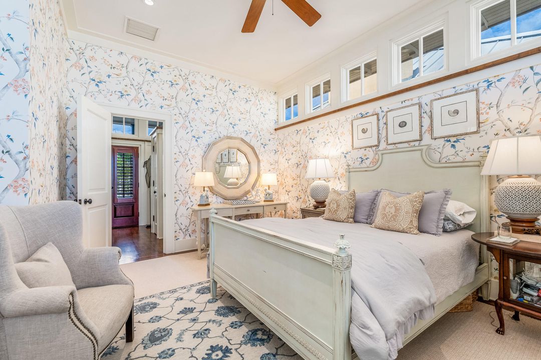 For Sale: $3,995,000 (4 beds, 4 baths, 3184 Square Feet)