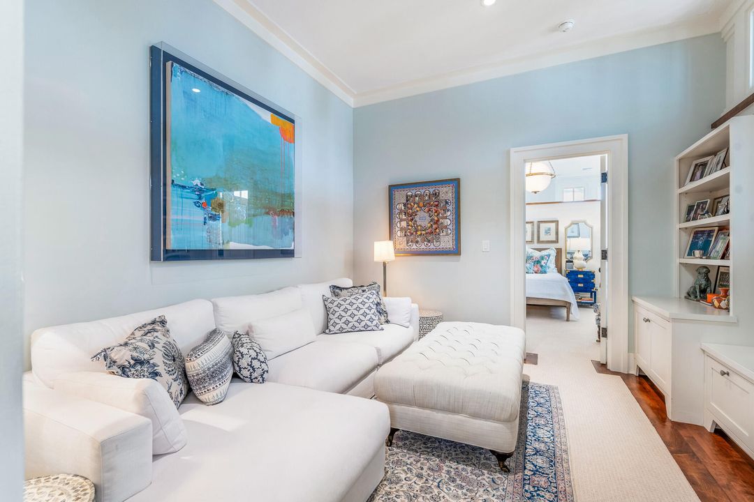 For Sale: $3,995,000 (4 beds, 4 baths, 3184 Square Feet)