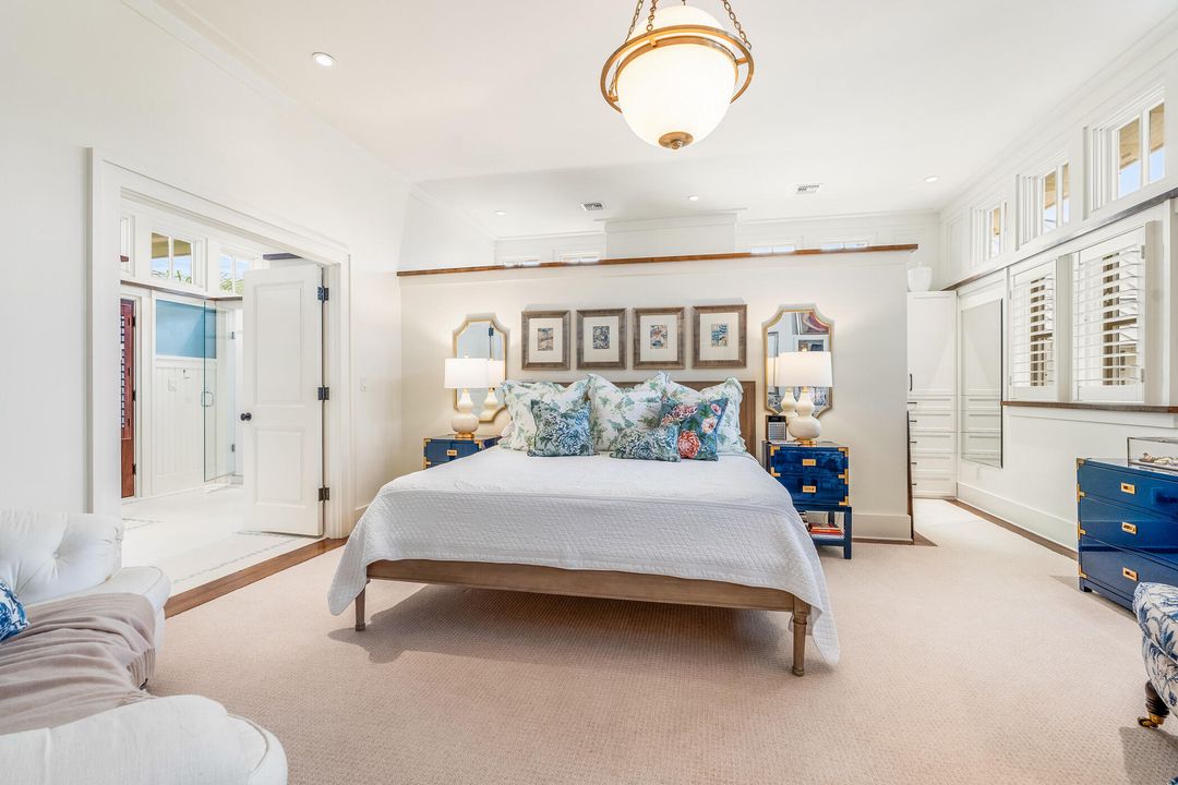 For Sale: $3,995,000 (4 beds, 4 baths, 3184 Square Feet)