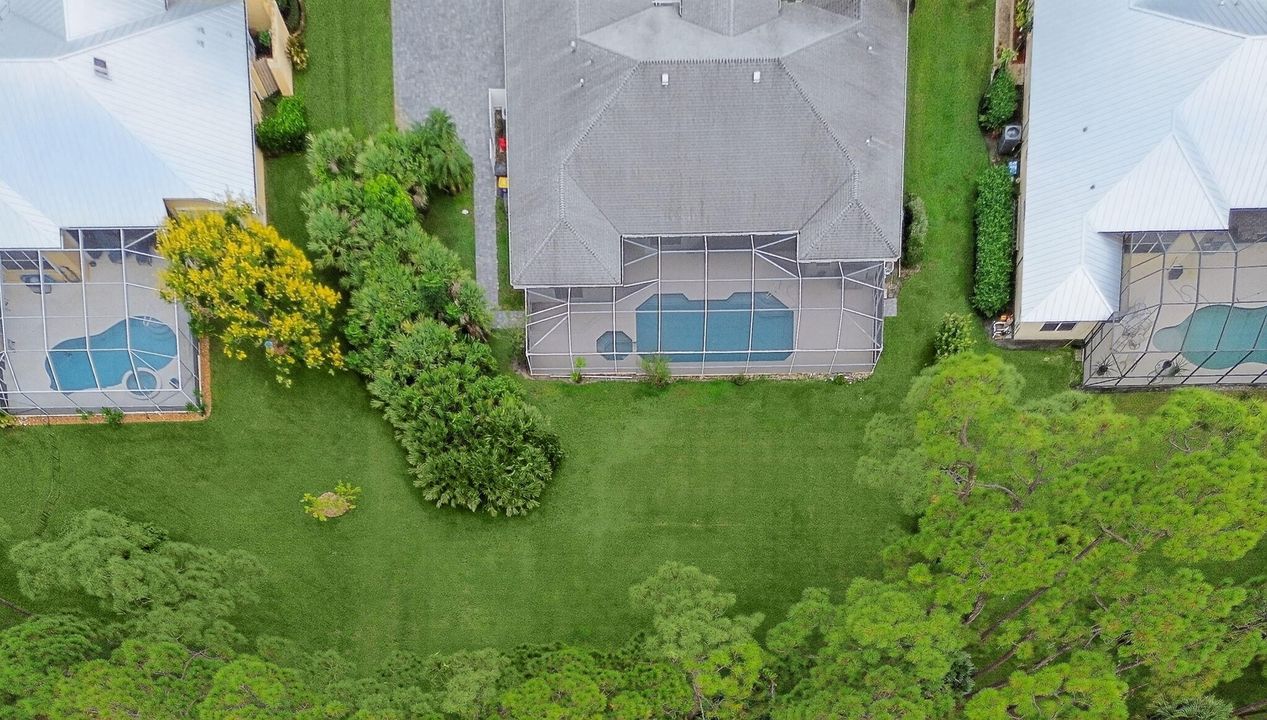 Active With Contract: $925,000 (4 beds, 3 baths, 2623 Square Feet)