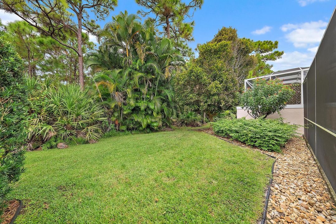 Под контрактом: $435,000 (3 спален, 2 ванн, 1549 Квадратных фут)