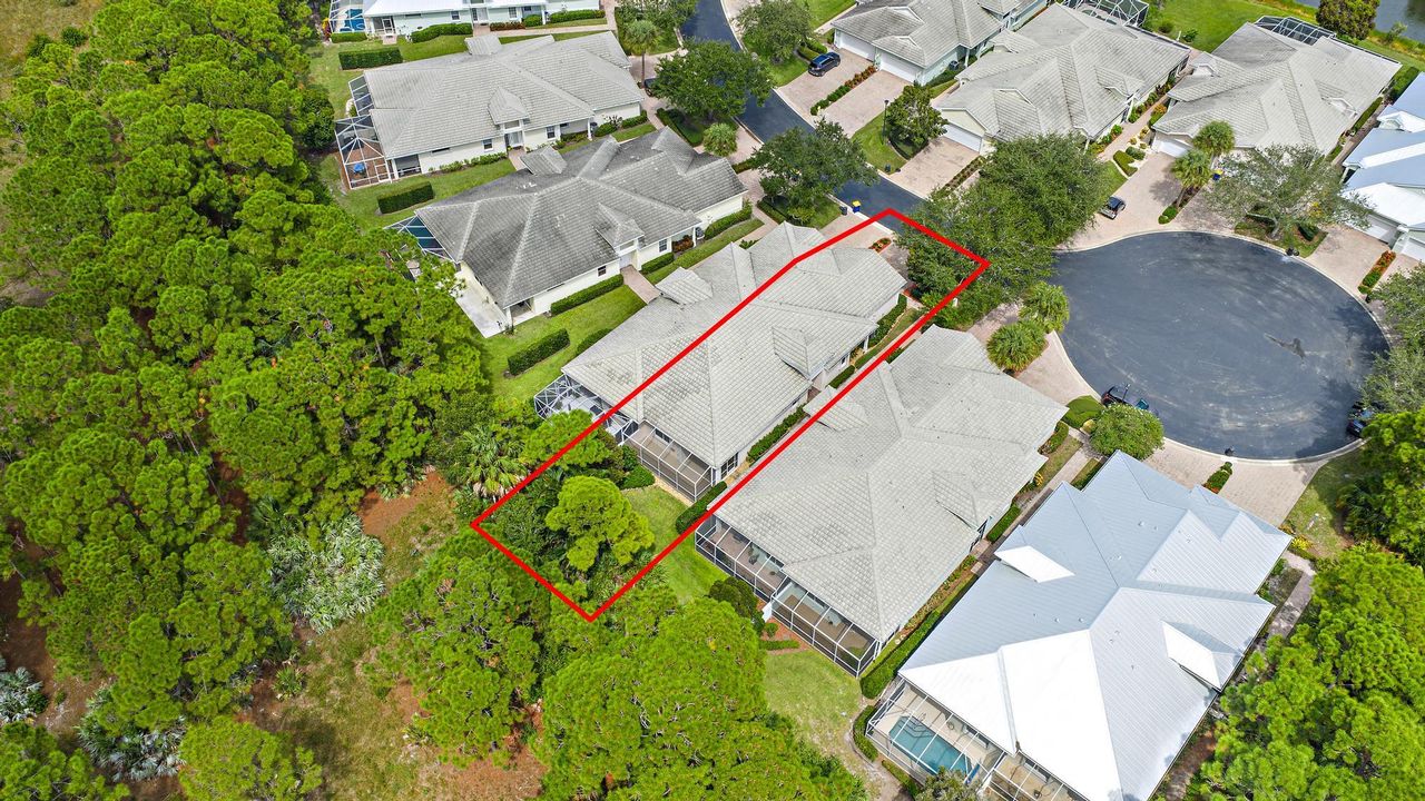 Под контрактом: $435,000 (3 спален, 2 ванн, 1549 Квадратных фут)