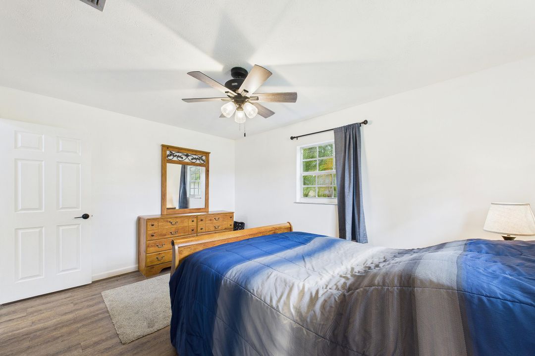 Под контрактом: $325,000 (4 спален, 2 ванн, 1635 Квадратных фут)