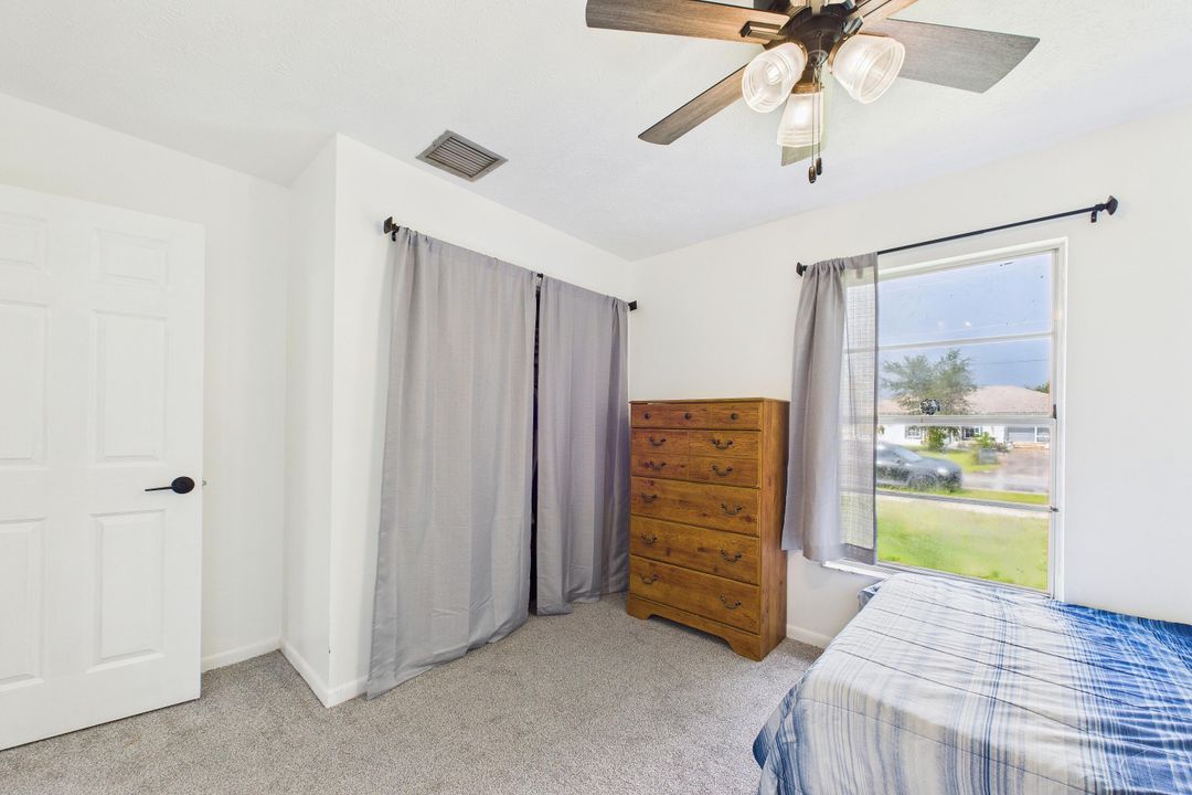 Под контрактом: $325,000 (4 спален, 2 ванн, 1635 Квадратных фут)