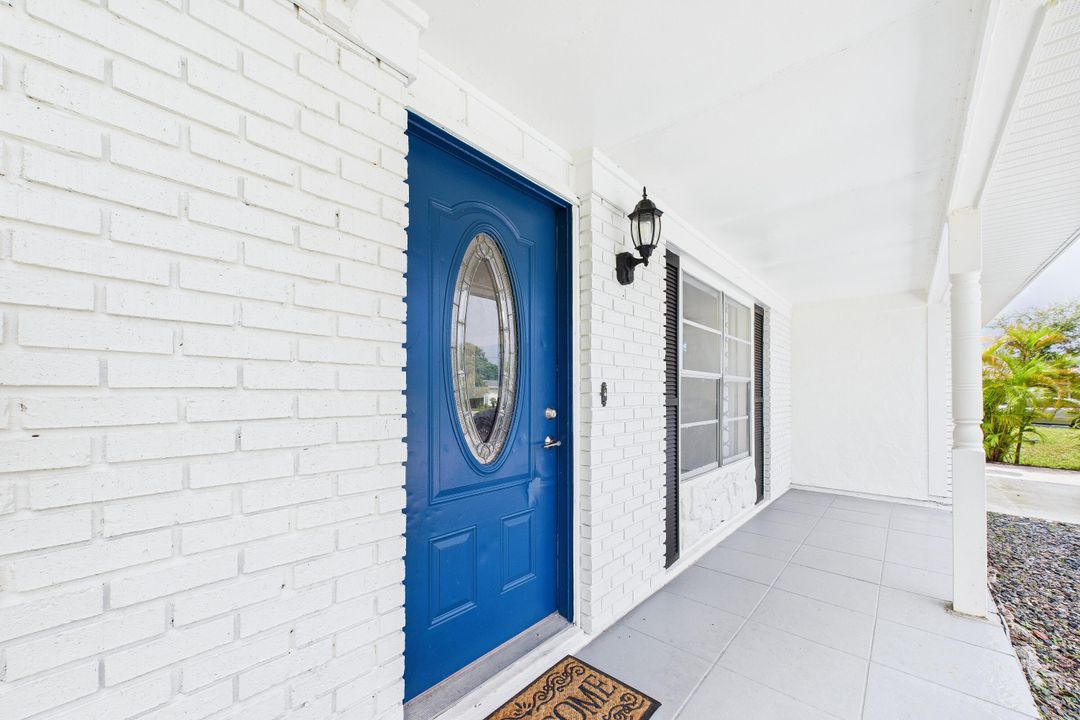 Под контрактом: $325,000 (4 спален, 2 ванн, 1635 Квадратных фут)