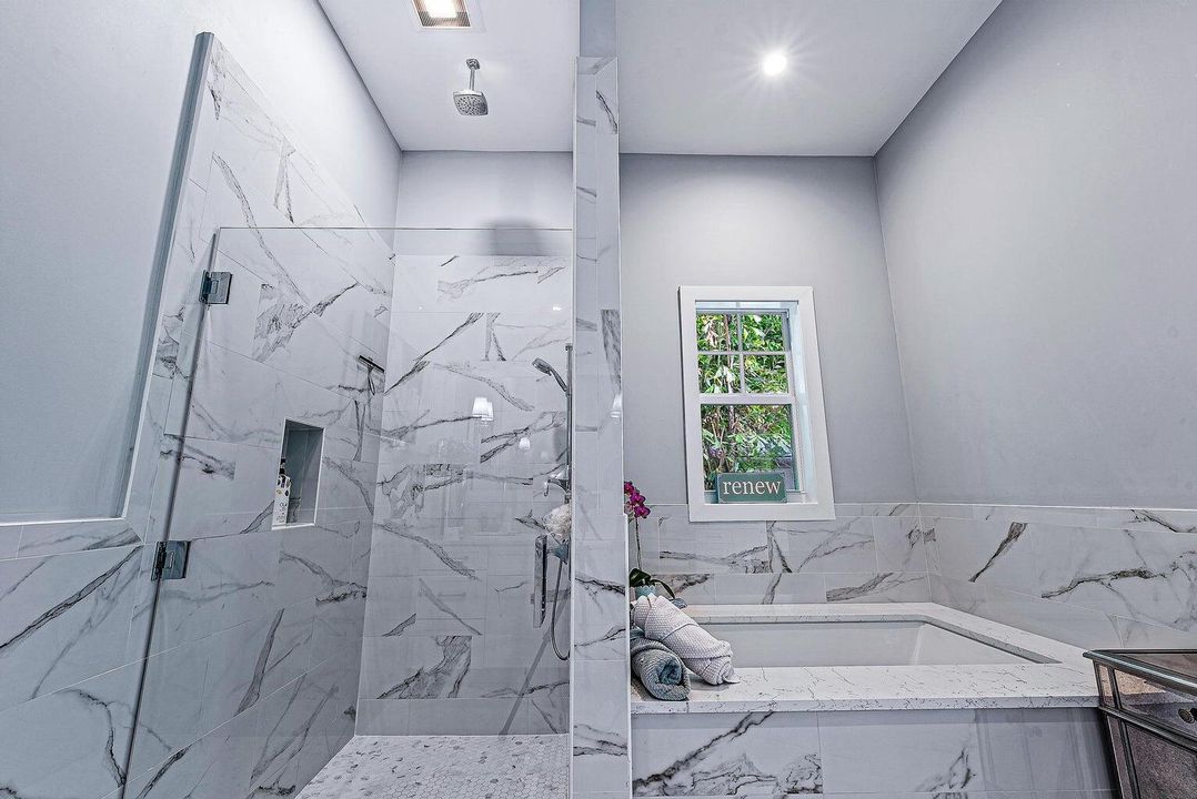 For Sale: $2,500,000 (5 beds, 4 baths, 3279 Square Feet)