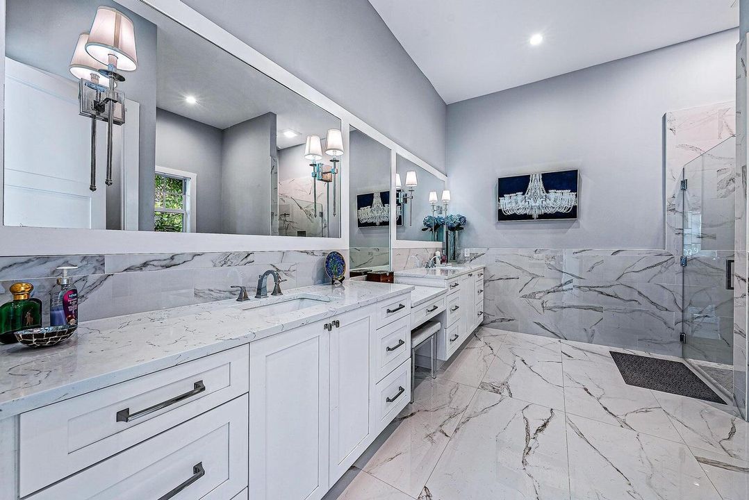 For Sale: $2,500,000 (5 beds, 4 baths, 3279 Square Feet)