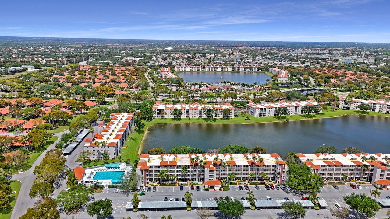 Под контрактом: $5,000 (2 спален, 2 ванн, 1339 Квадратных фут)