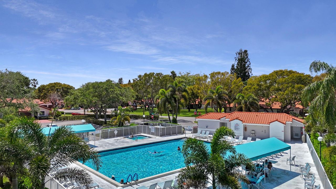 Под контрактом: $5,000 (2 спален, 2 ванн, 1339 Квадратных фут)