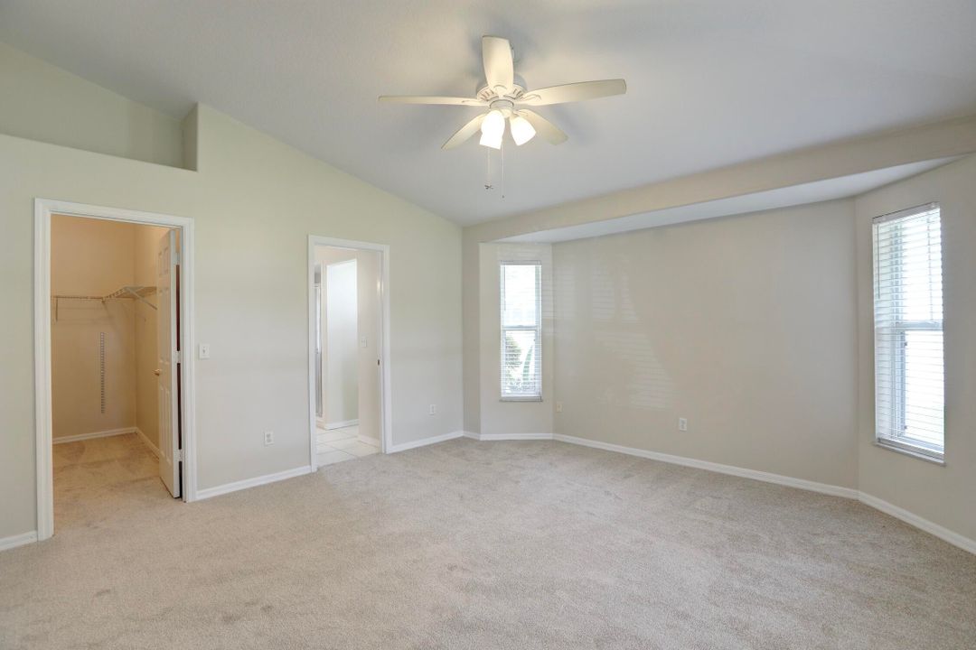 Под контрактом: $375,000 (3 спален, 2 ванн, 1848 Квадратных фут)