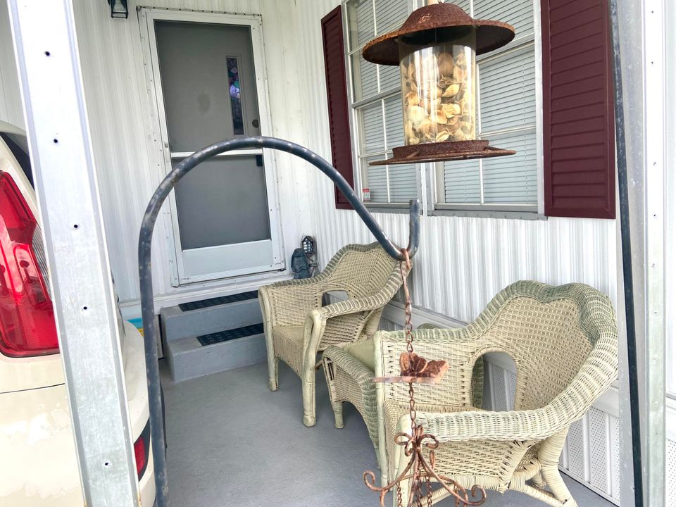 待售: $32,000 (2 贝兹, 2 浴室, 1080 平方英尺)