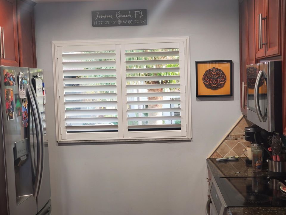 待售: $279,999 (2 贝兹, 2 浴室, 1072 平方英尺)