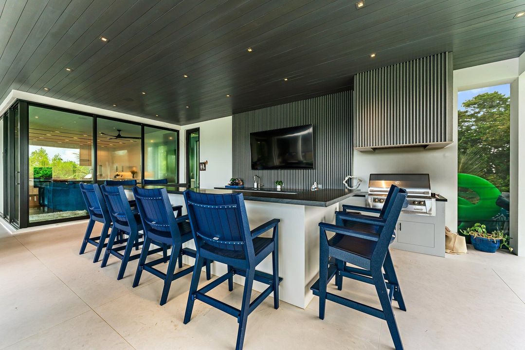 На продажу: $12,990,000 (5 спален, 6 ванн, 6476 Квадратных фут)