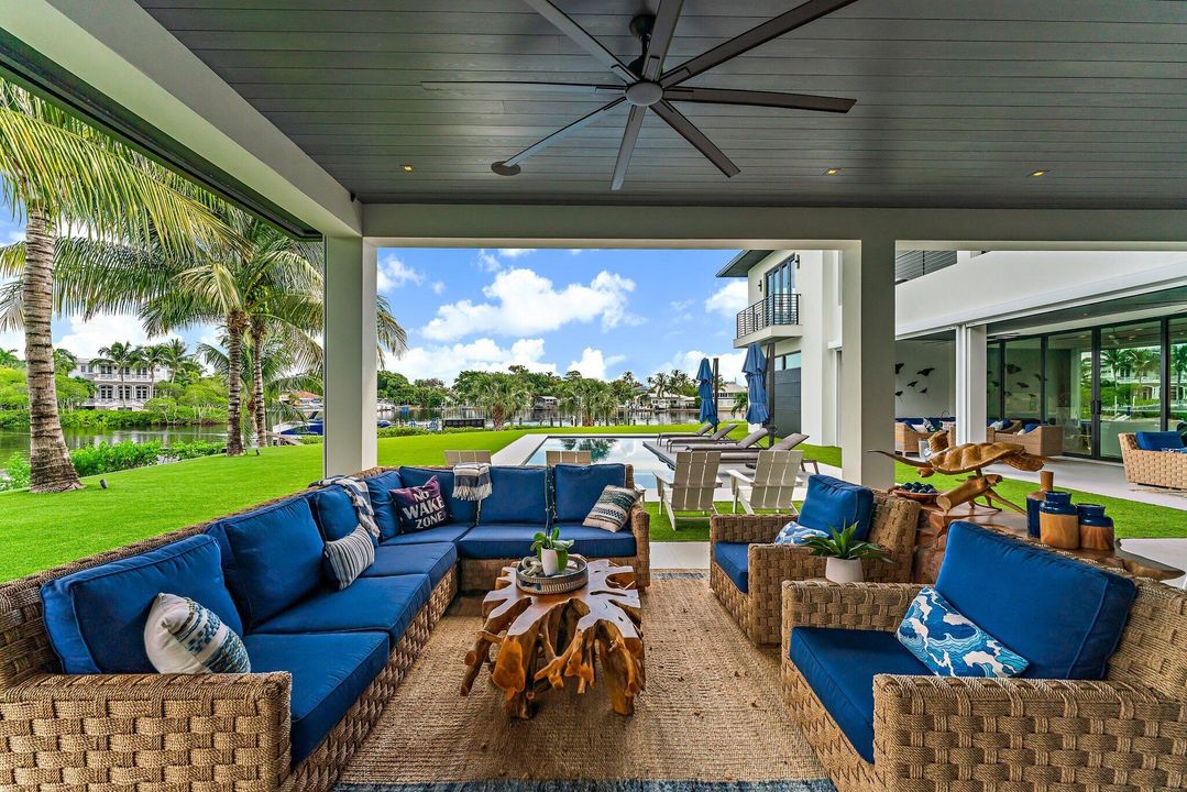 На продажу: $12,990,000 (5 спален, 6 ванн, 6476 Квадратных фут)