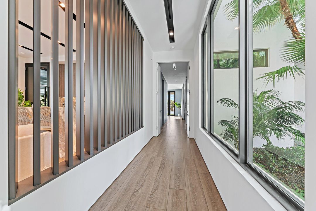 На продажу: $12,990,000 (5 спален, 6 ванн, 6476 Квадратных фут)