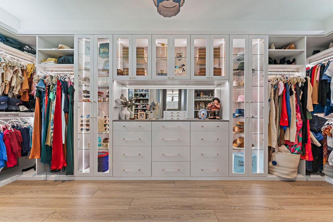 На продажу: $12,990,000 (5 спален, 6 ванн, 6476 Квадратных фут)