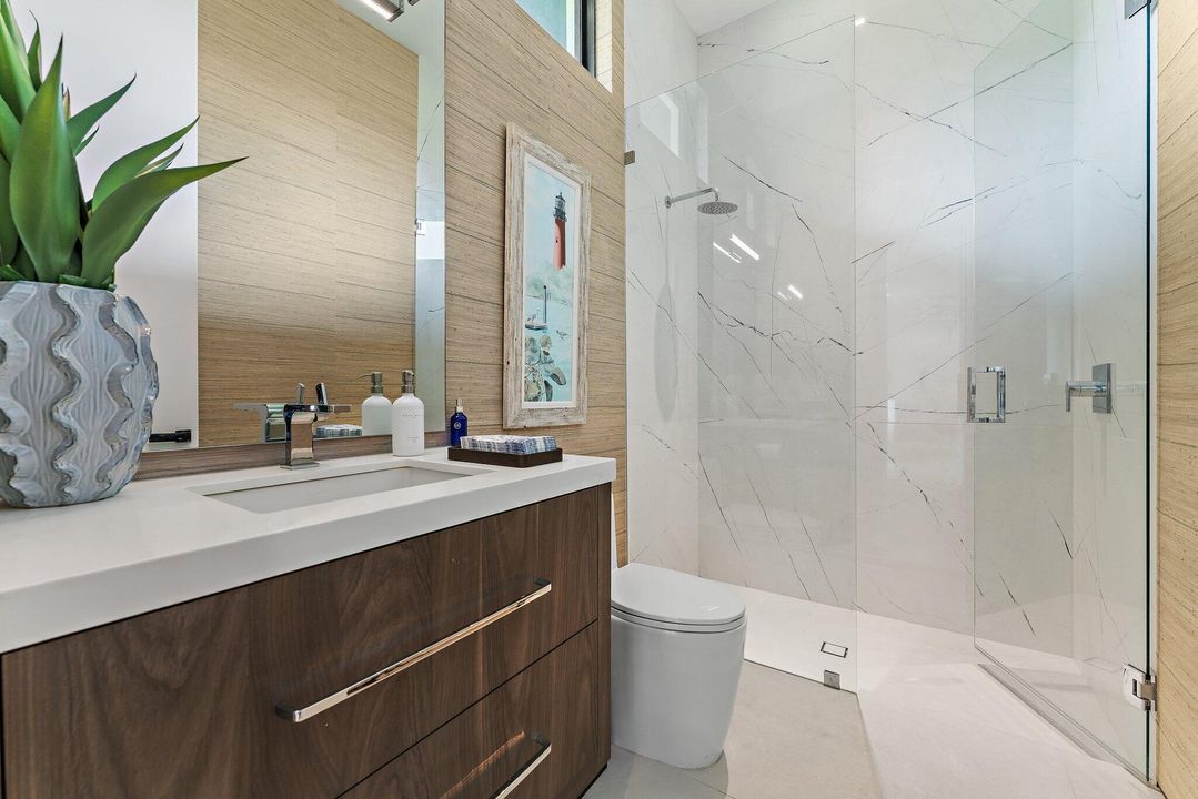 На продажу: $12,990,000 (5 спален, 6 ванн, 6476 Квадратных фут)