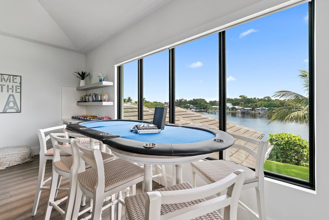 На продажу: $12,990,000 (5 спален, 6 ванн, 6476 Квадратных фут)