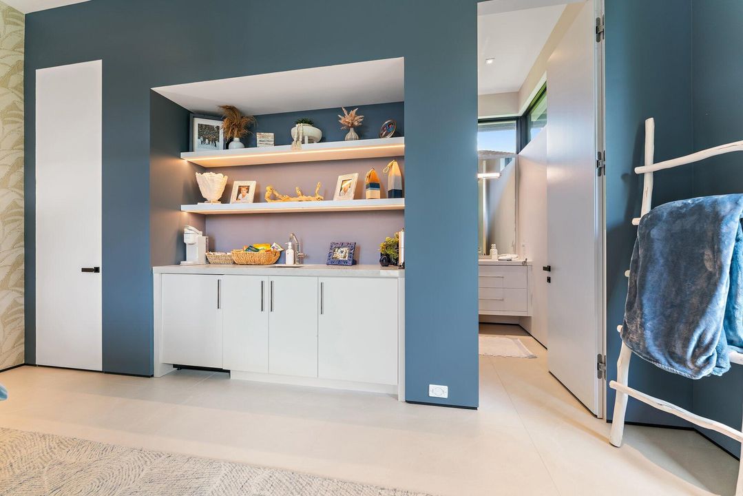 На продажу: $12,990,000 (5 спален, 6 ванн, 6476 Квадратных фут)