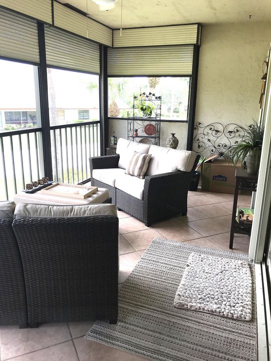 待售: $345,000 (2 贝兹, 2 浴室, 1244 平方英尺)