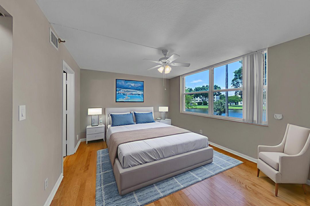 合同活跃: $1,800 (2 贝兹, 2 浴室, 1060 平方英尺)