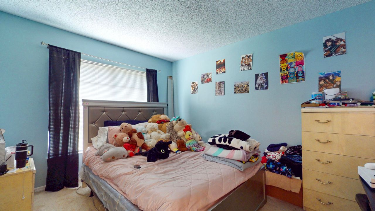 Active With Contract: $639,000 (6 beds, 4 baths, 3224 Square Feet)