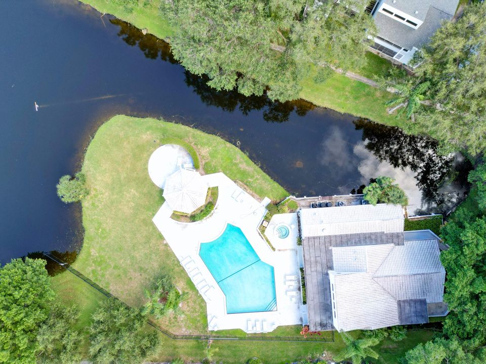 Activo con contrato: $299,000 (3 camas, 2 baños, 1617 Pies cuadrados)