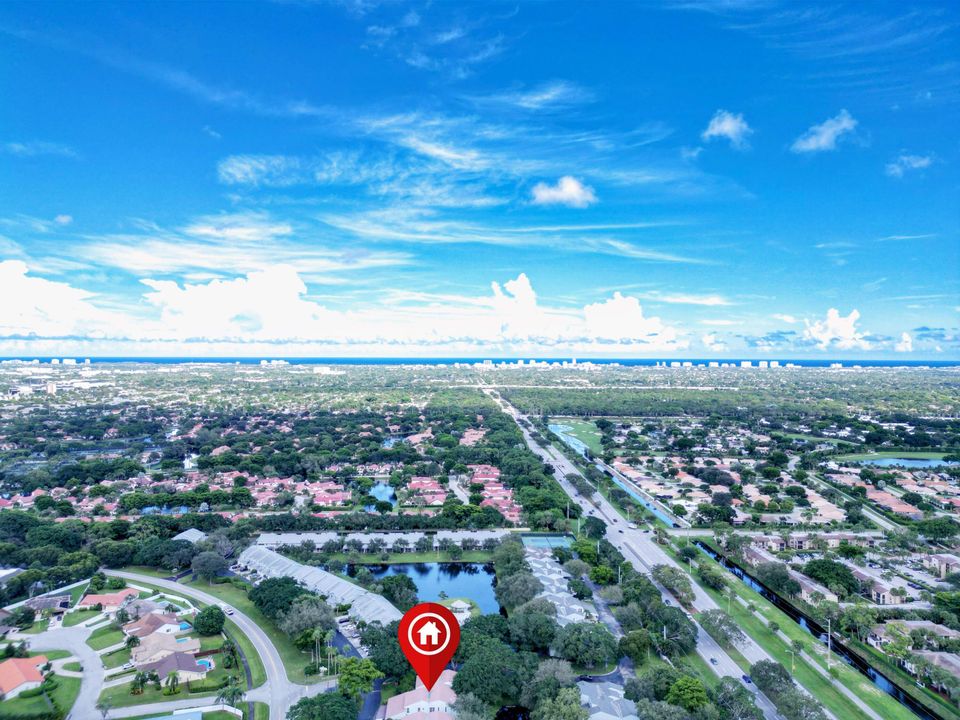 Activo con contrato: $299,000 (3 camas, 2 baños, 1617 Pies cuadrados)