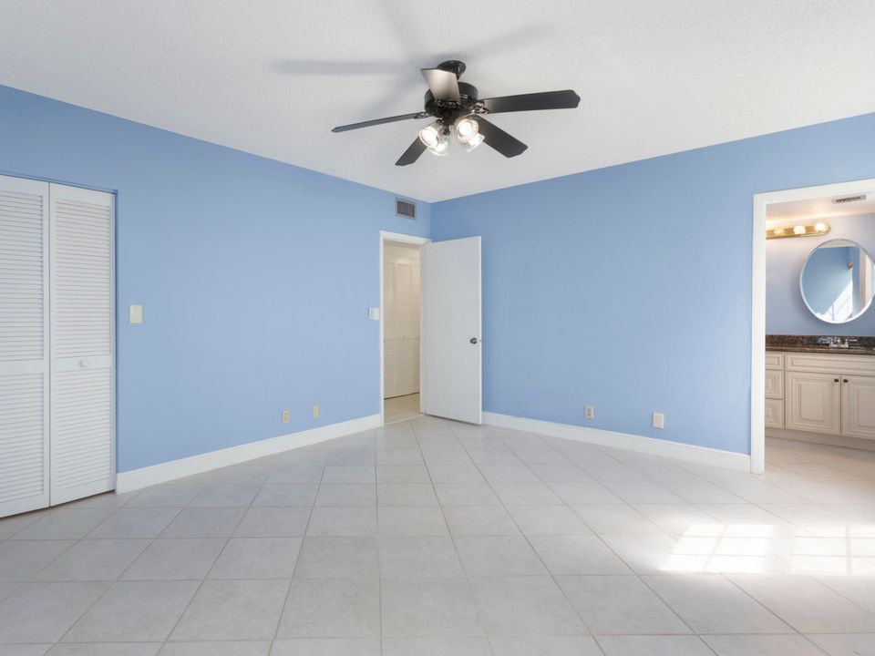 Activo con contrato: $299,000 (3 camas, 2 baños, 1617 Pies cuadrados)