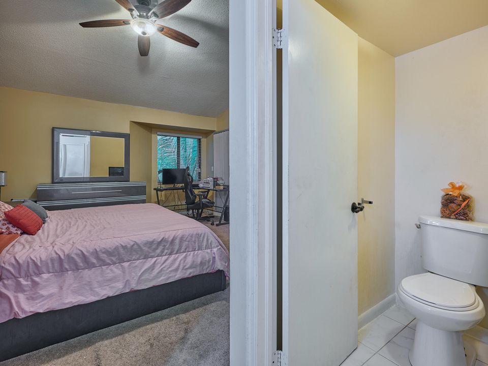 待售: $245,000 (3 贝兹, 2 浴室, 1250 平方英尺)