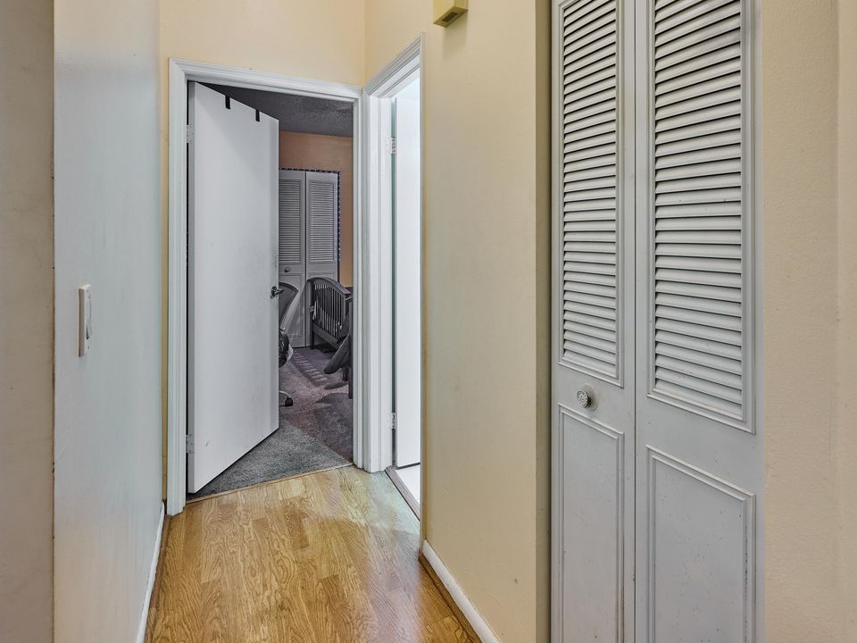 待售: $245,000 (3 贝兹, 2 浴室, 1250 平方英尺)