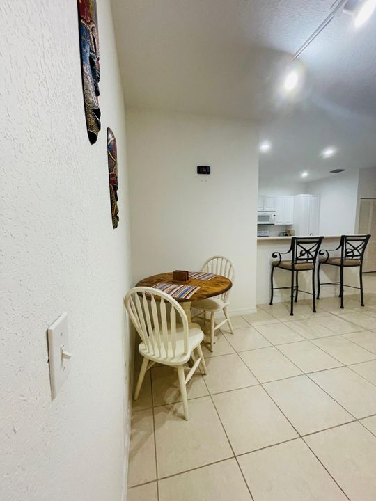 For Rent: $1,850 (2 beds, 2 baths, 1334 Square Feet)