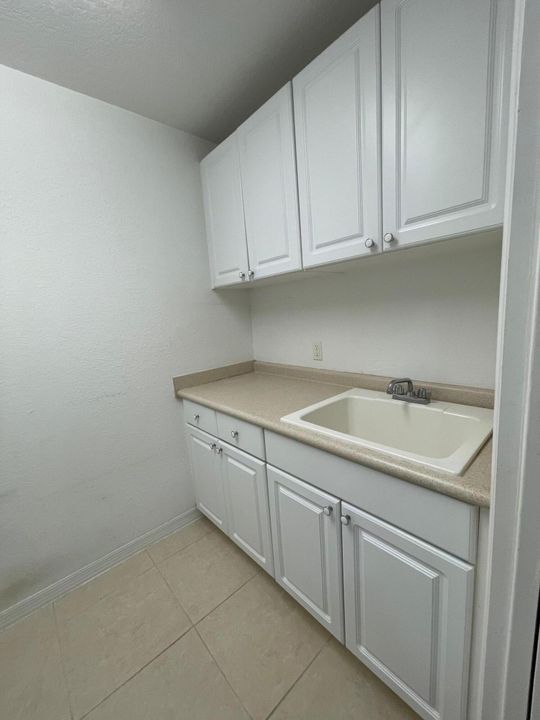 For Rent: $1,850 (2 beds, 2 baths, 1334 Square Feet)