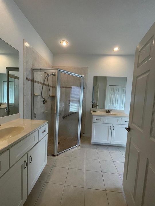 For Rent: $1,850 (2 beds, 2 baths, 1334 Square Feet)