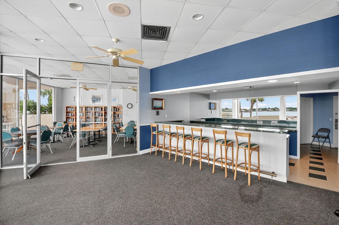 В аренду: $6,900 (3 спален, 2 ванн, 1498 Квадратных фут)