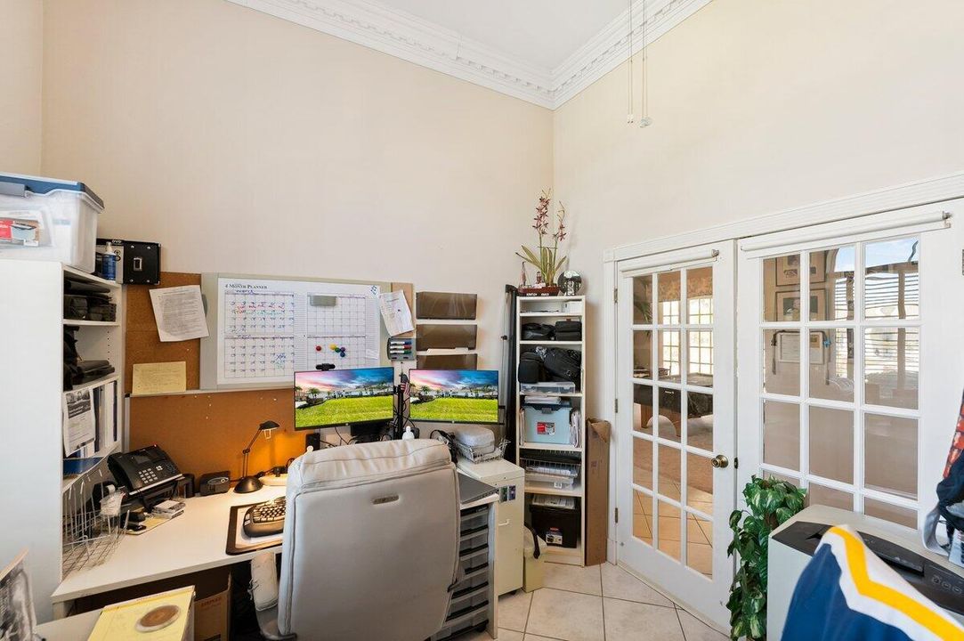 For Sale: $689,000 (5 beds, 4 baths, 4218 Square Feet)