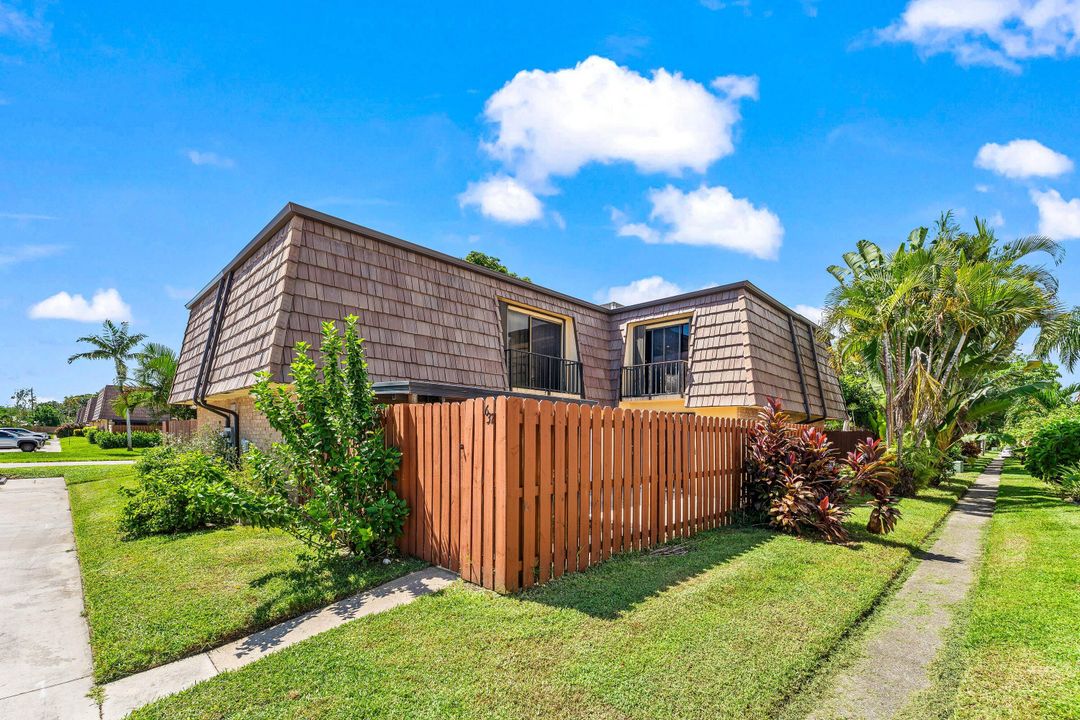 En Venta: $327,999 (3 camas, 2 baños, 1540 Pies cuadrados)